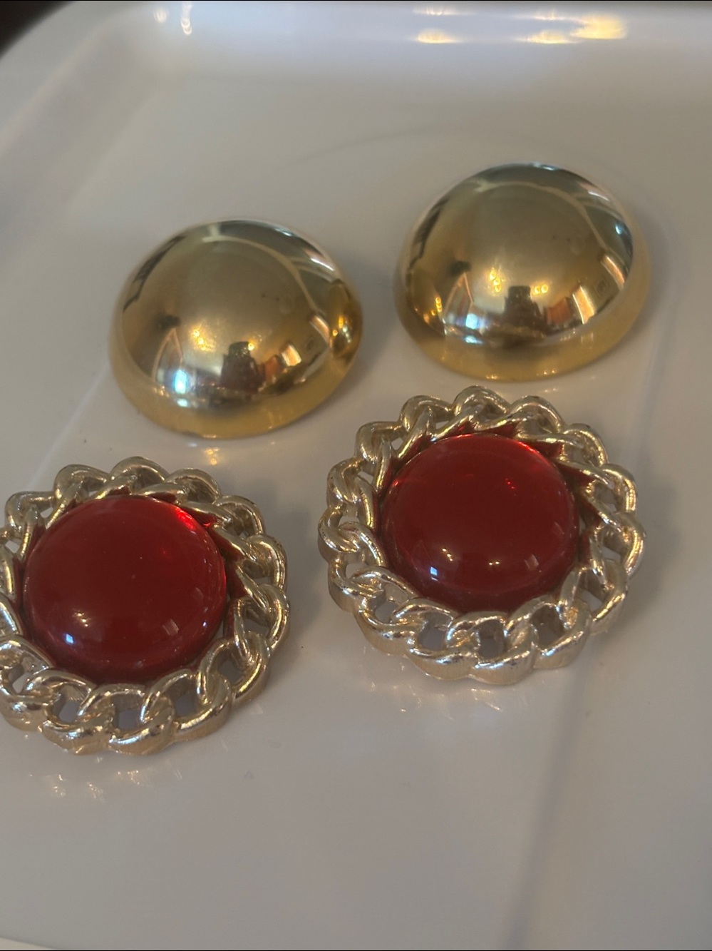 Vintage 2 pairs Chain-Frame Red Button and gold tone big bold clip earring